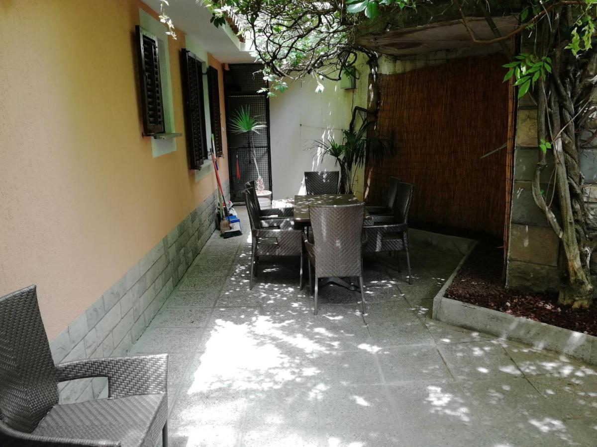 Apartmaji Z Fizine Πορτορόζ Εξωτερικό φωτογραφία